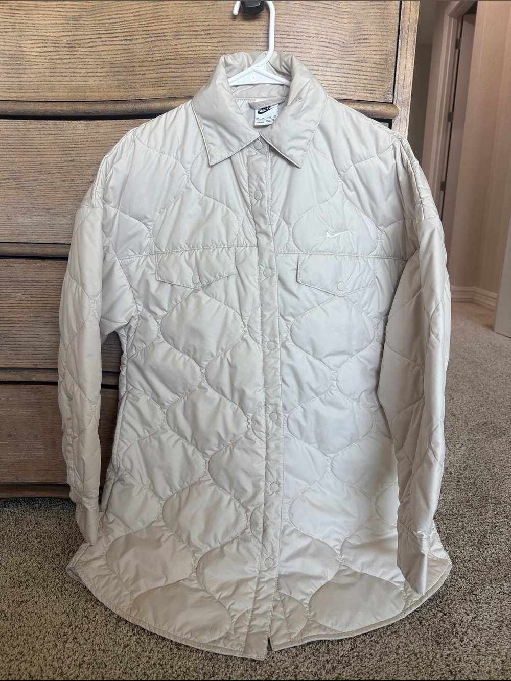 Nike Women's Beige Quilted Snap-Front Puffer Shirt Jacket